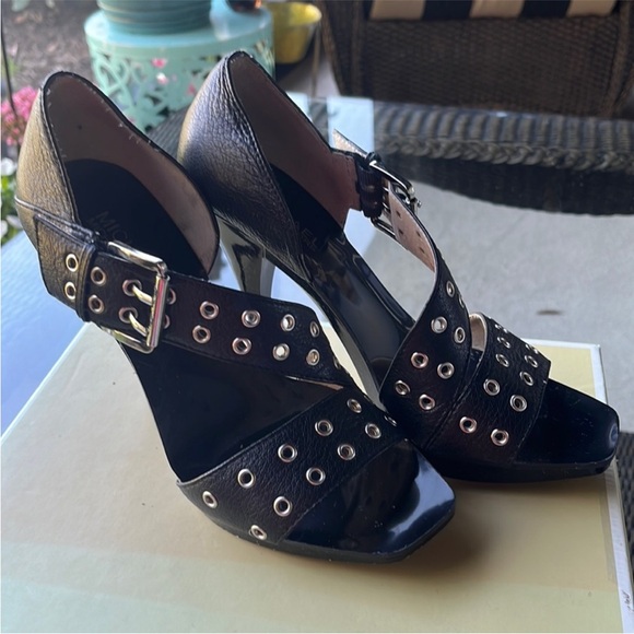 Michael Kors 6.5 37 Stylish Black studded leather Heeled Sandals - Picture 1 of 10